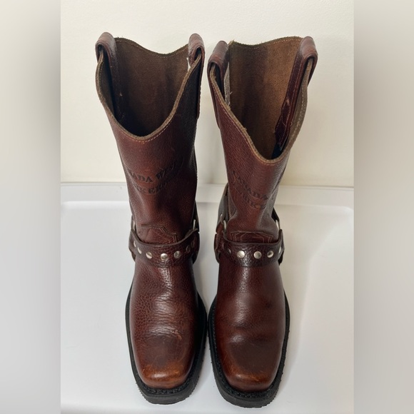 Brown Leather Heeled Boots - Picture 2 of 11